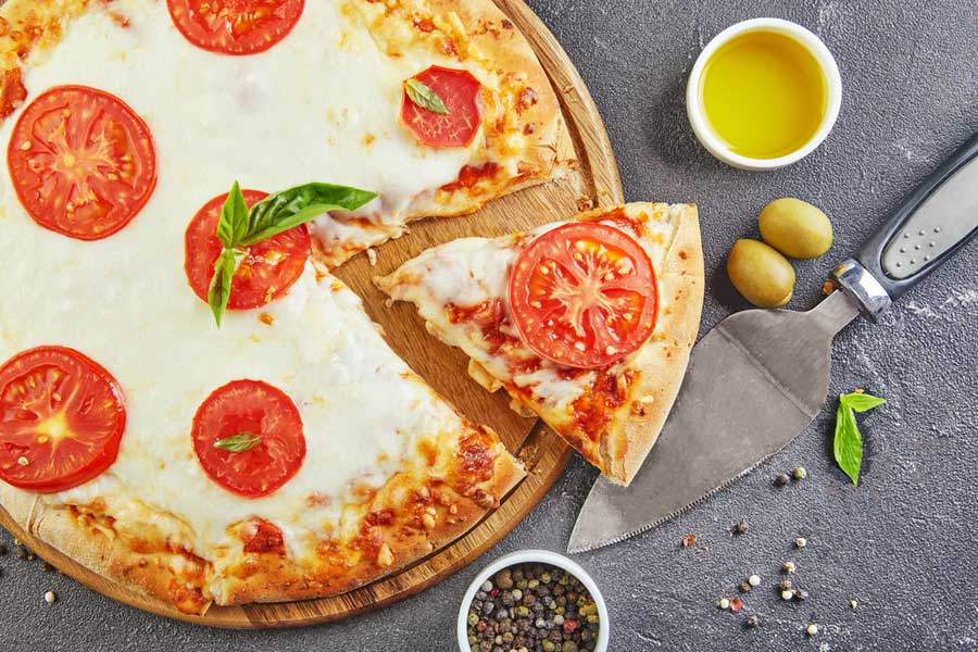 Food-Fotografie einer Pizza (de.depositphotos.com)