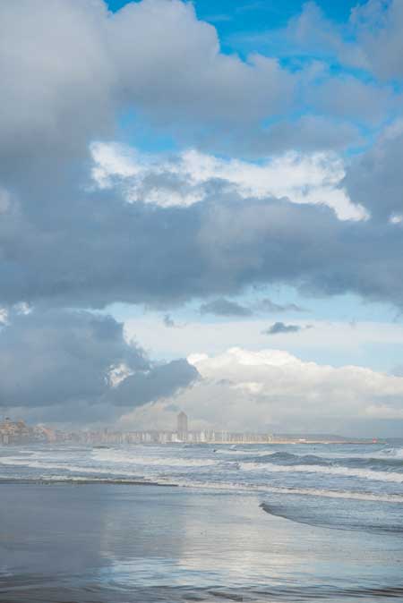 Wolken am Meer (de.depositphotos.com)