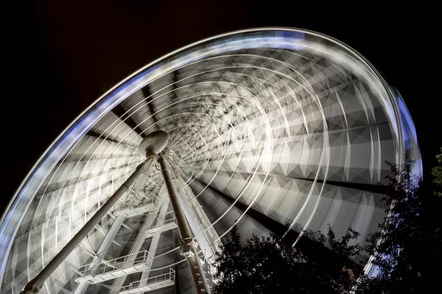 Riesenrad in der Nacht (de.depositphotos.com)